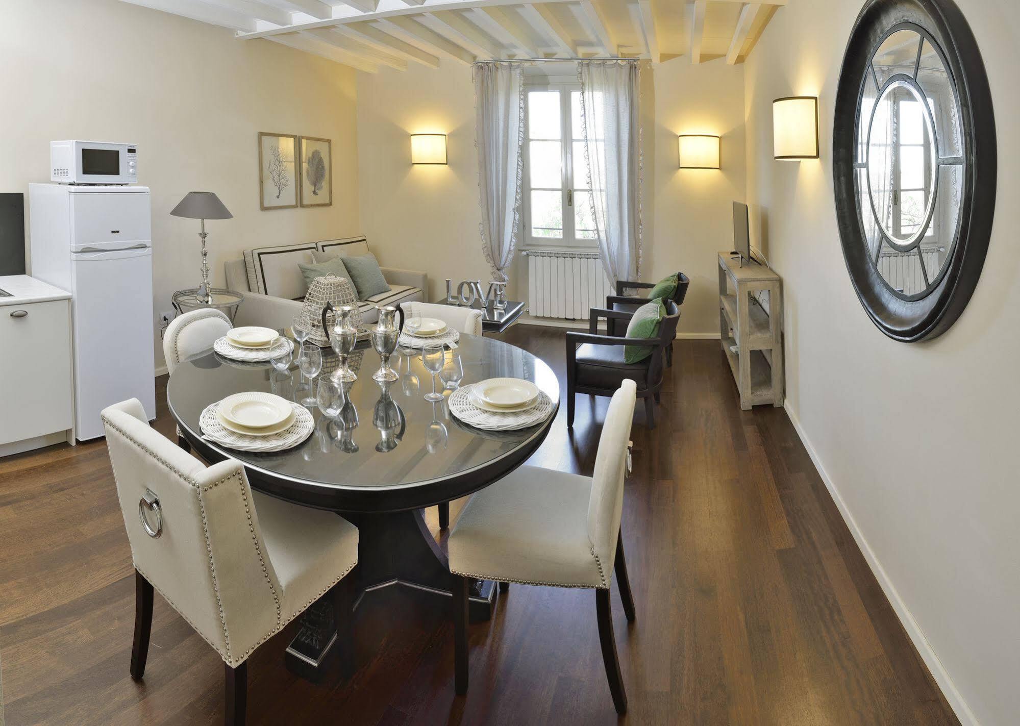 Villa Borri Country Suites サン・カシャーノ・イン・ヴァル・ディ・ペーザ エクステリア 写真